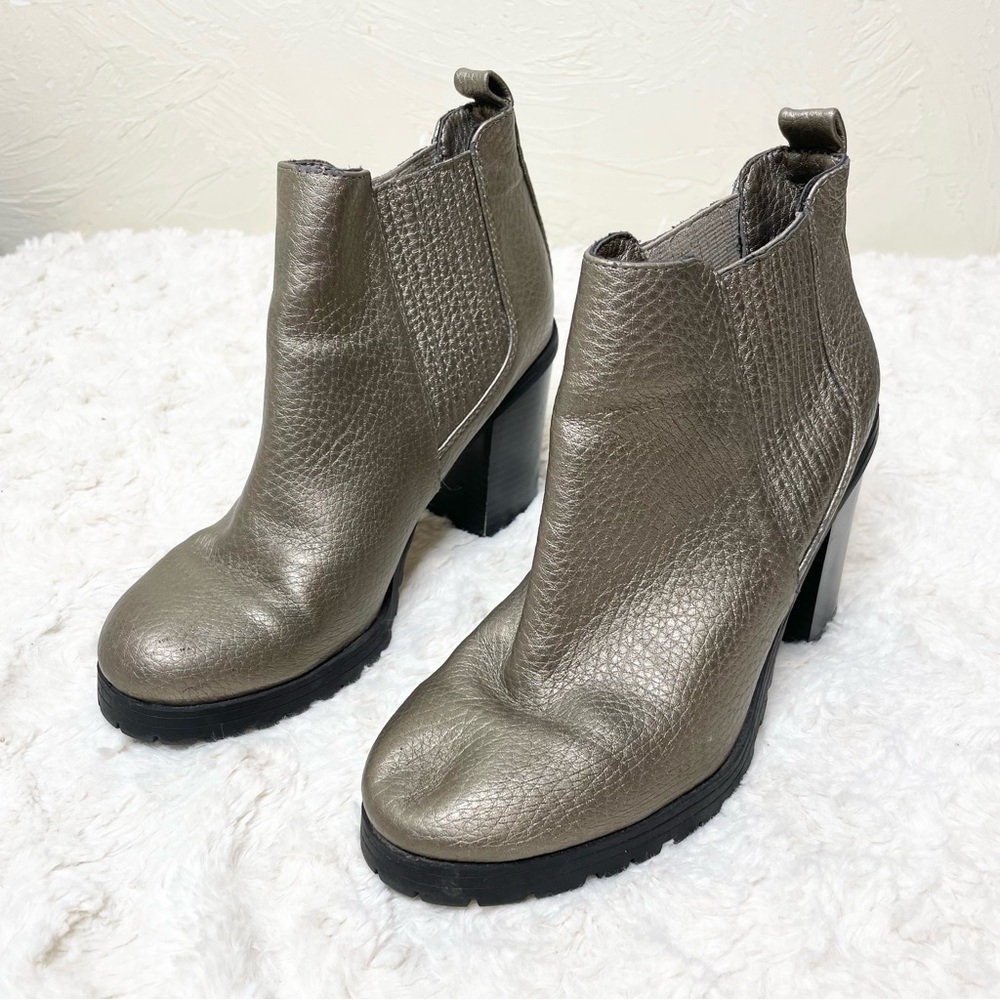 SAM & LIBBY Metallic Faux Leather Block Heel Ankle Booties Women's 6.5